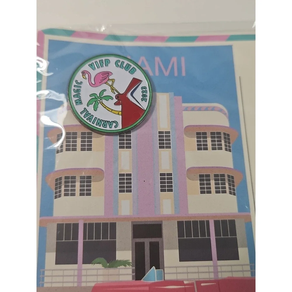 NEW 2023 CARNIVAL CRUISE SHIP VIFP CLUB Fanny Pack COLLECTIBLE PIN with POSTCARD